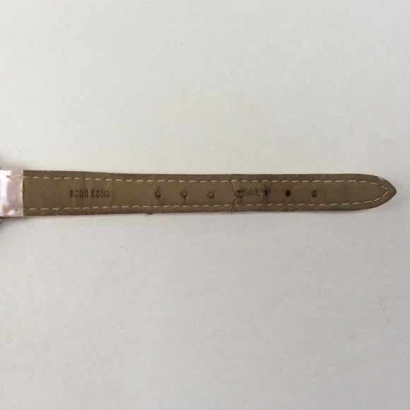 Vintage 1997 Relic Brand Barbie Watch - Picture 5 of 5